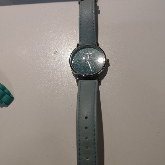 Geneva Watch - Picture 4 of 4